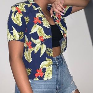 HAWAIIAN BUTTON DOWN SHIRT